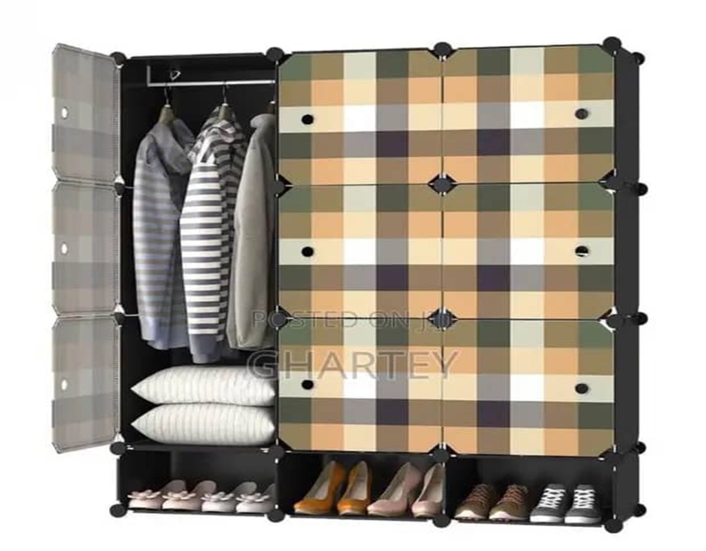 9Cubes Plastic Wardrobe