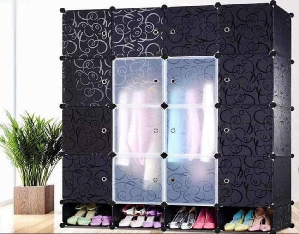 16Cubes Wardrobe